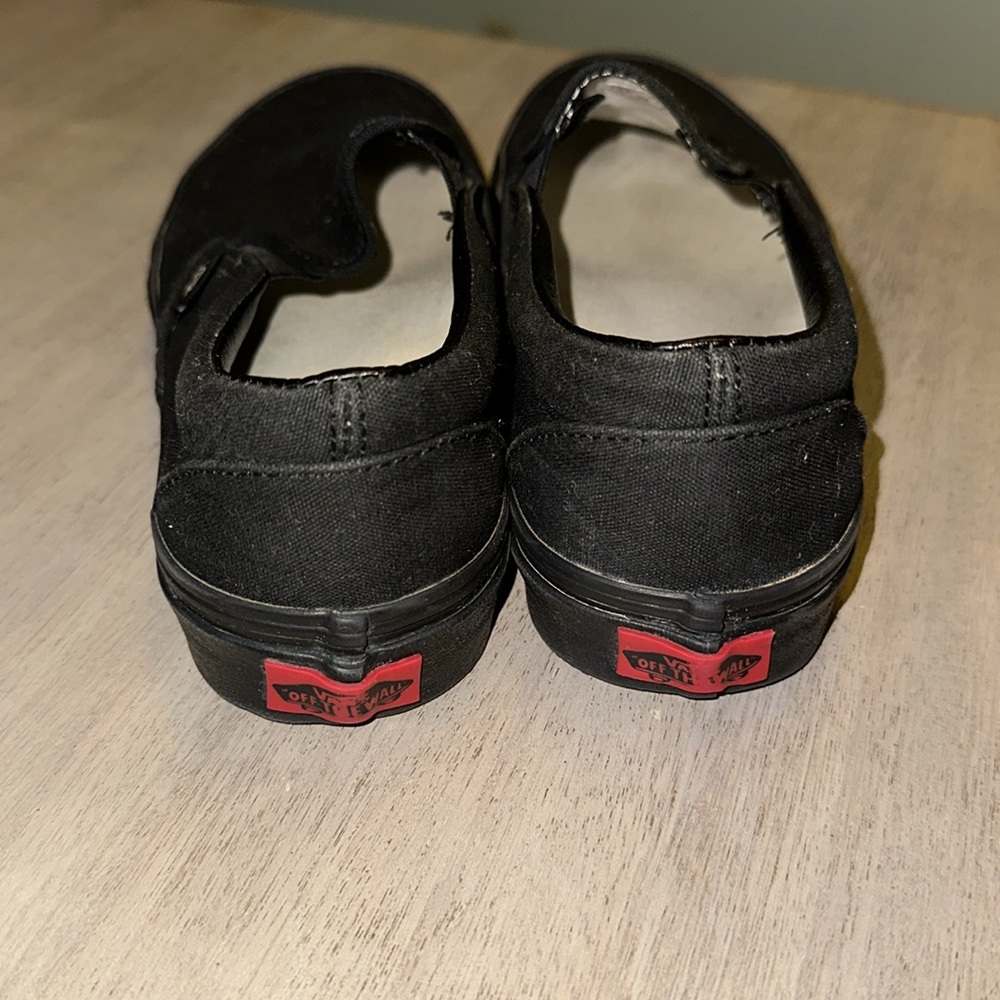Vans - Picture 2 of 3